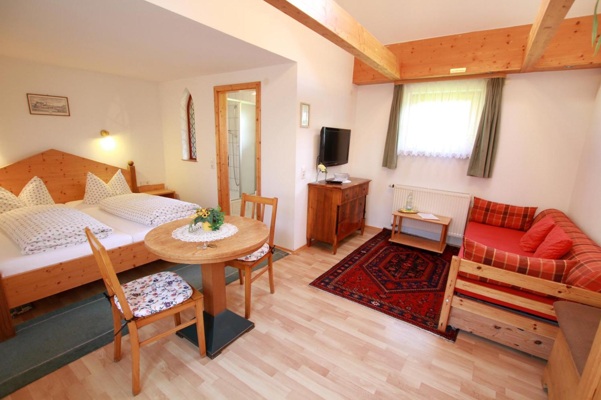 Gaestehaus Pfefferle Hotel Garni Und Ferienwohnungen Sigmaringen Oda fotoğraf